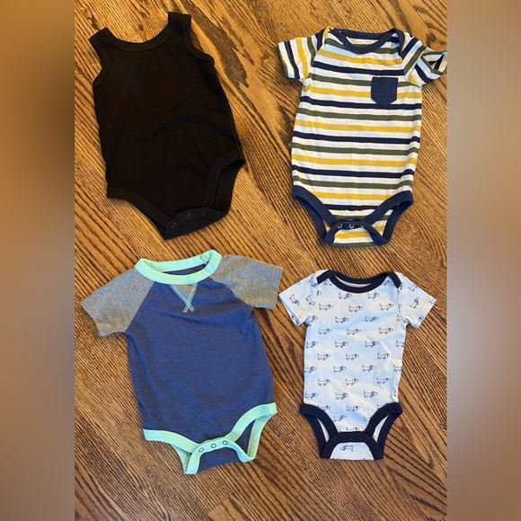 Bundle- baby boys 0-3 months Summer Clothes - Picture 5 of 6